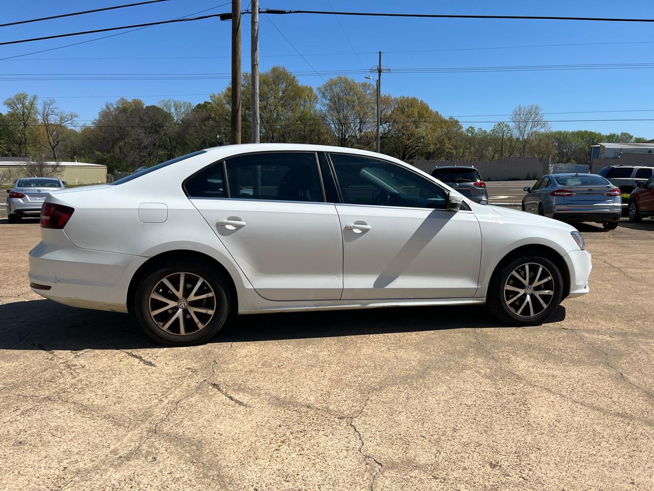 Volkswagen Jetta 1.4T SE 6A 2018