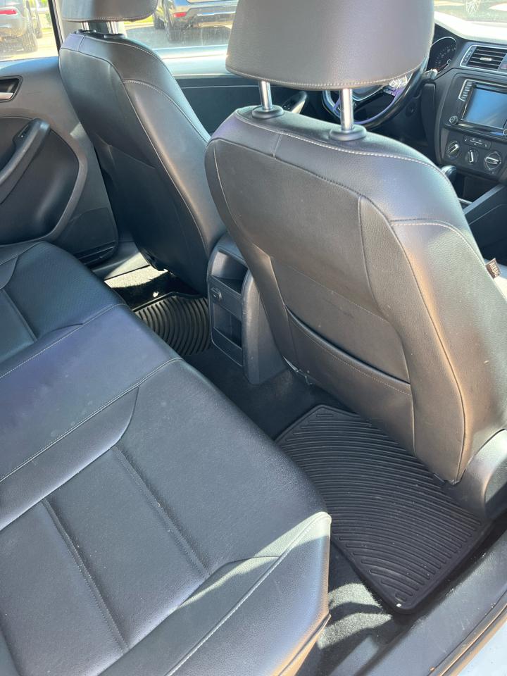 Volkswagen Jetta 1.4T SE 6A 2018