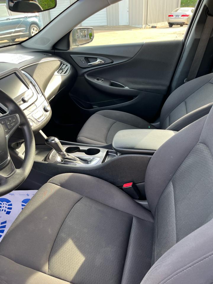 Chevrolet Malibu LS 2017