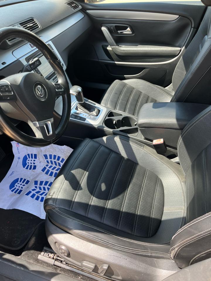 Volkswagen CC Sport PZEV 2010
