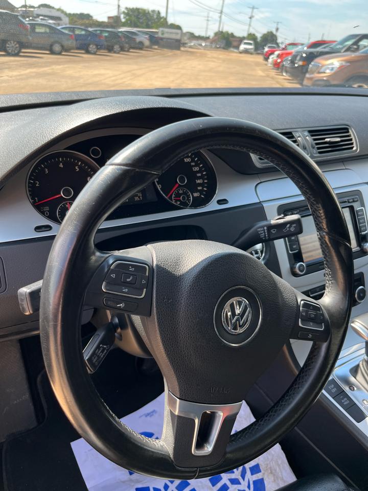 Volkswagen CC Sport PZEV 2010