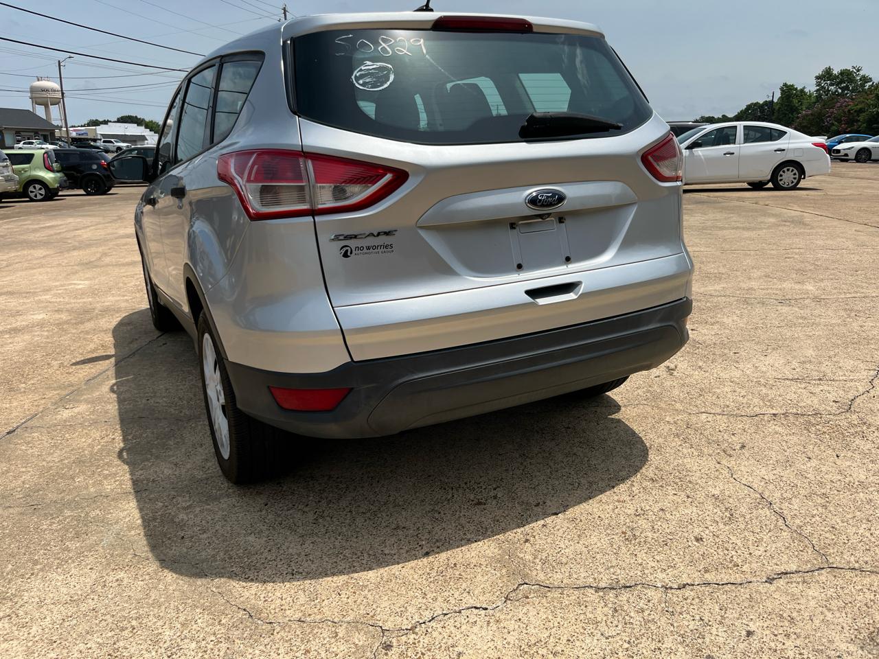 Ford Escape S FWD 2015