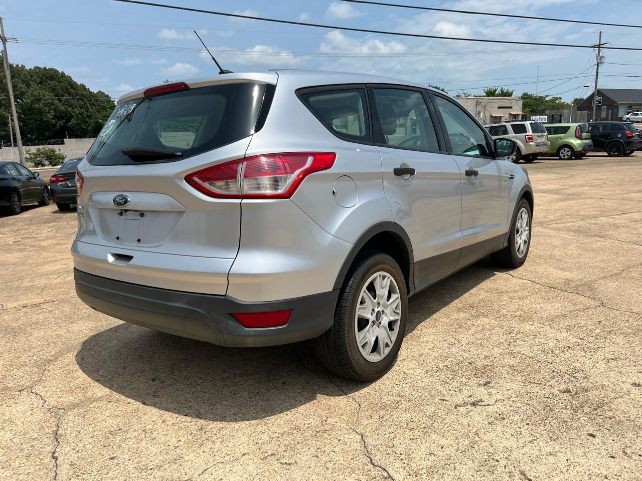 Ford Escape S FWD 2015