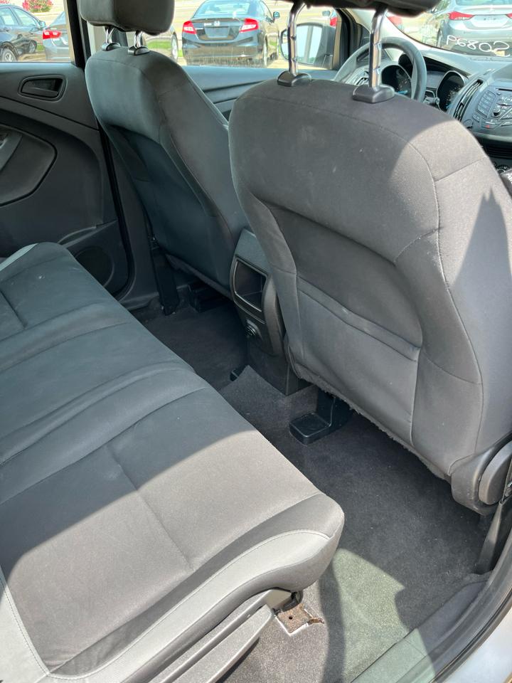Ford Escape S FWD 2015