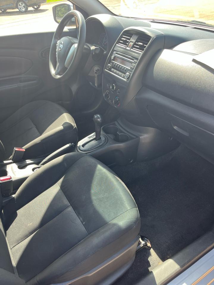 Nissan Versa 1.6 S 5M 2016