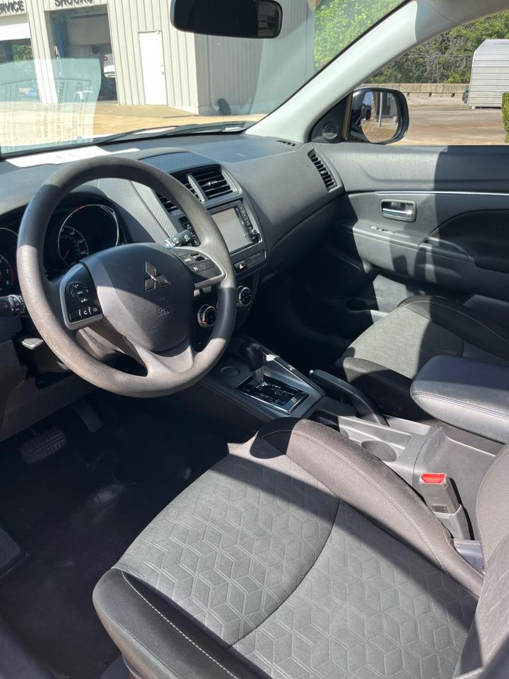 Mitsubishi Outlander Sport 2.0 ES CVT 2020