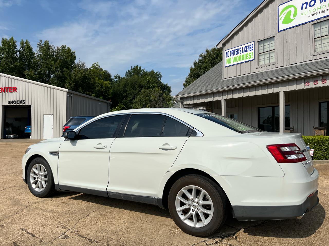 Ford Taurus SE FWD 2015