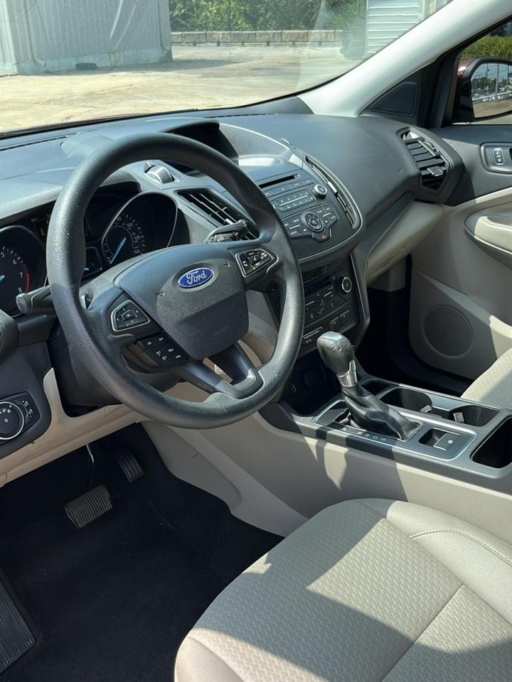 Ford Escape SE FWD 2017