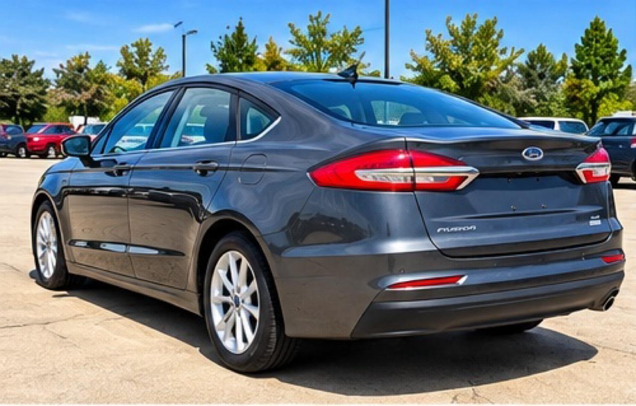 Ford Fusion SE 2020
