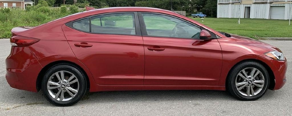 Hyundai Elantra SE 2017