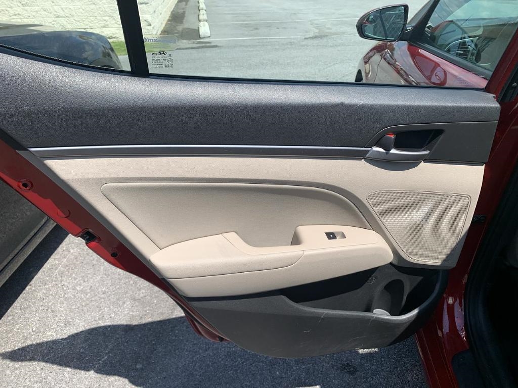 Hyundai Elantra SE 2017