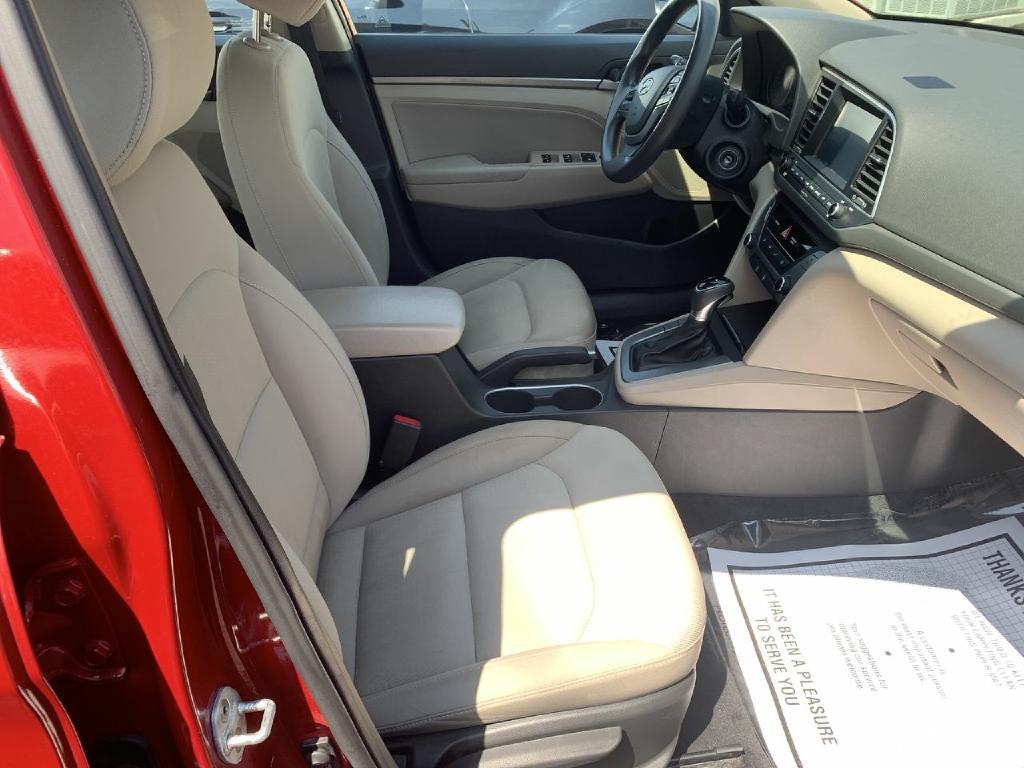 Hyundai Elantra SE 2017