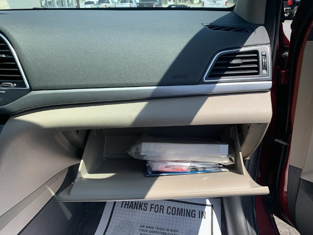 Hyundai Elantra SE 2017