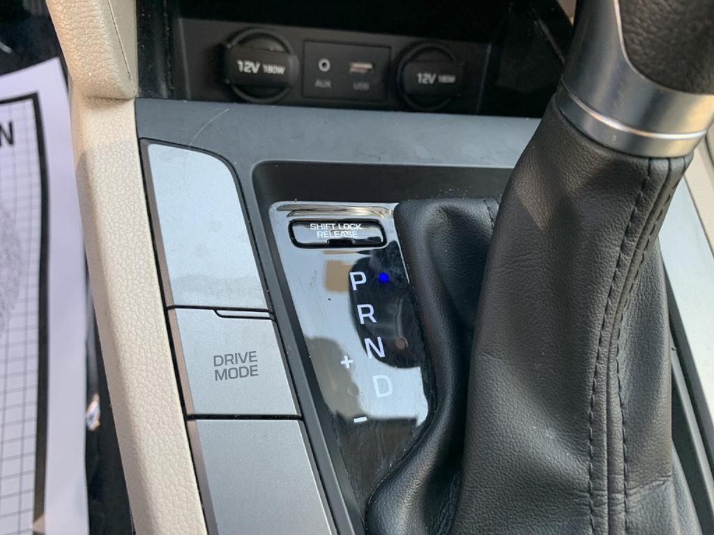 Hyundai Elantra SE 2017