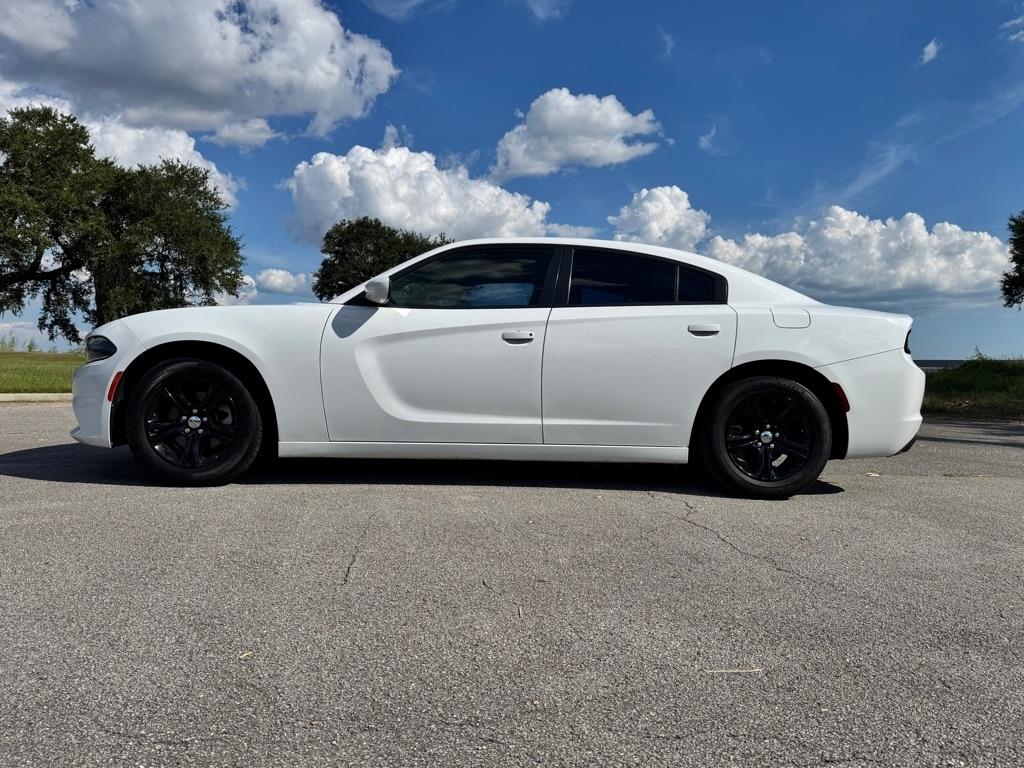 Dodge Charger SXT RWD 2021