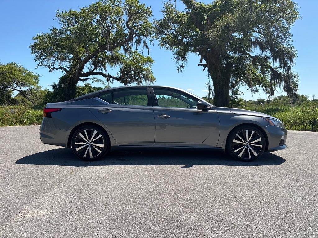 Nissan Altima 2.5 SR Sedan 2022