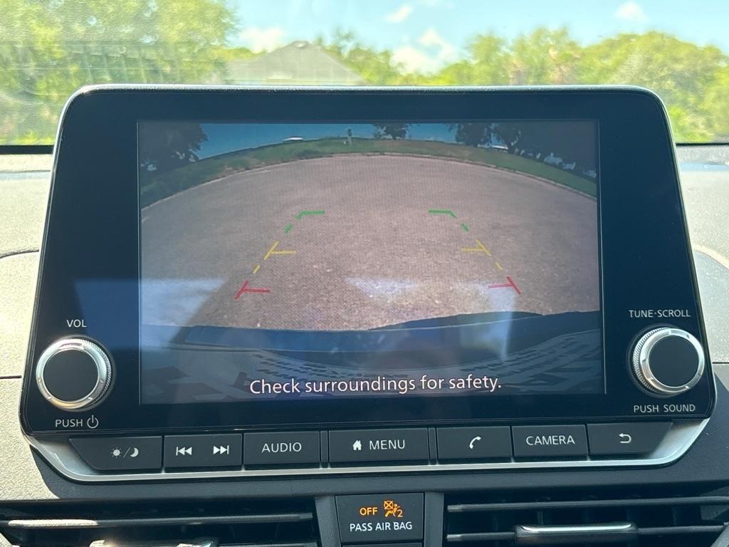 Nissan Altima 2.5 SR Sedan 2022