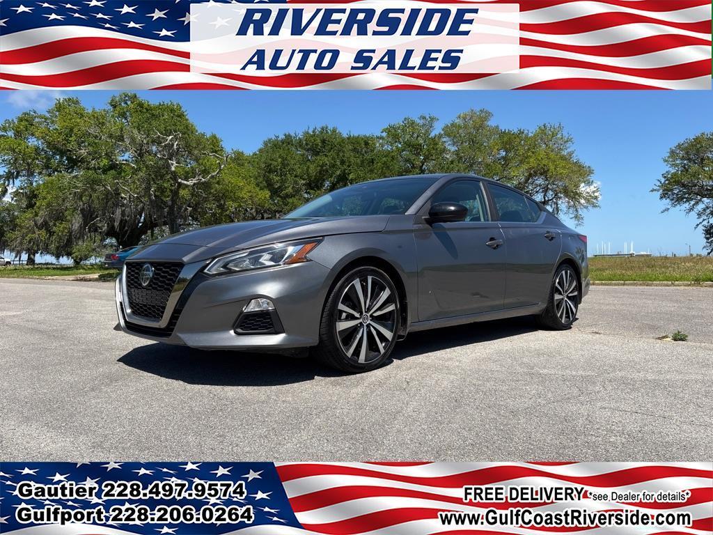 Nissan Altima 2.5 SR Sedan 2022