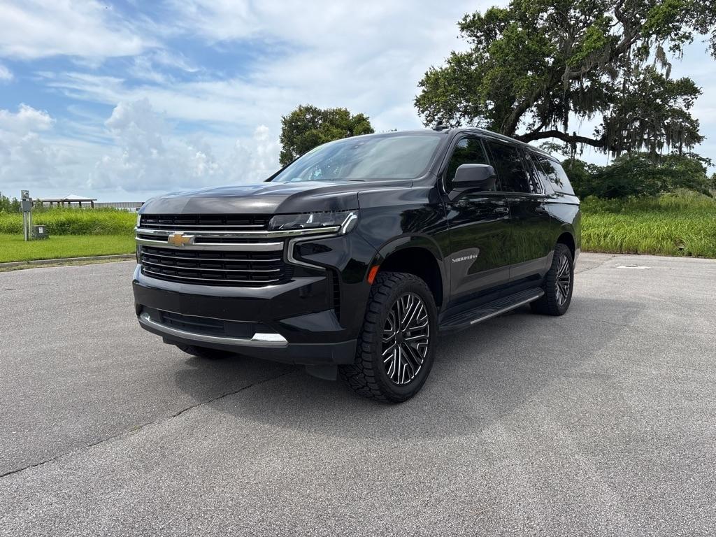Chevrolet Suburban LT 2021