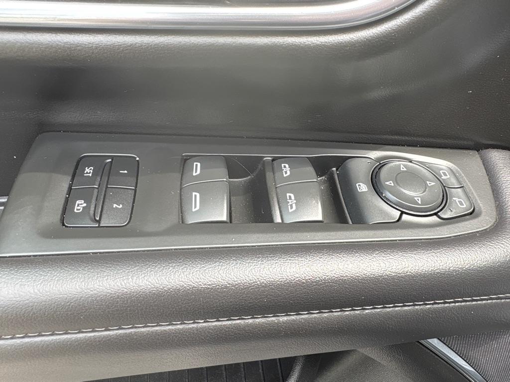 Chevrolet Suburban LT 2021