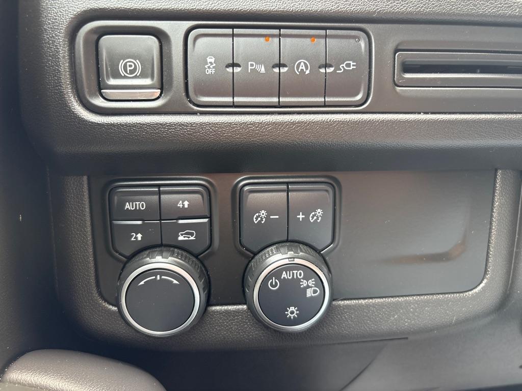 Chevrolet Suburban LT 2021