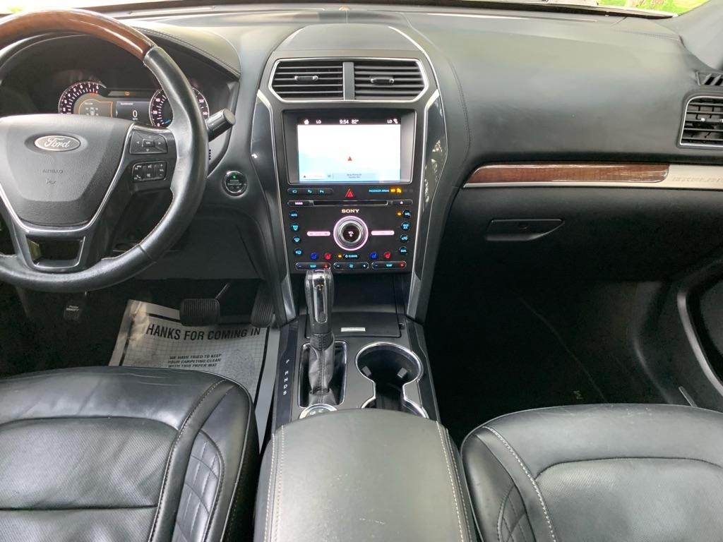 Ford Explorer Platinum 4WD 2018