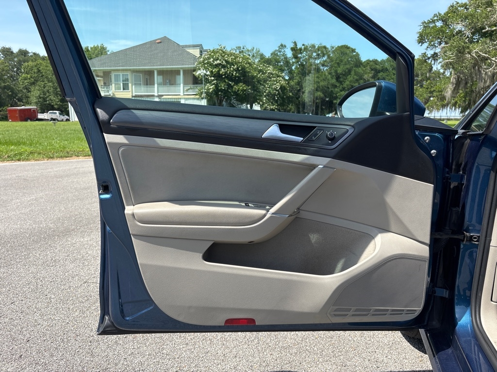 Volkswagen Golf  2018 Volkswagen Golf  2018