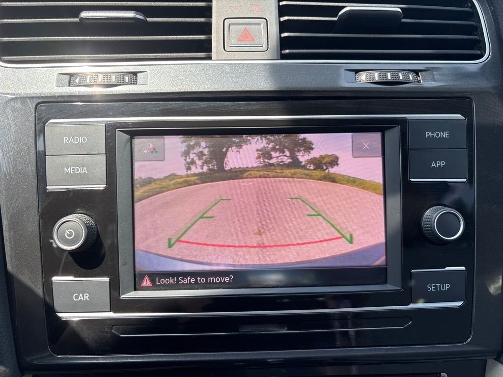 Volkswagen Golf  2018 Volkswagen Golf  2018