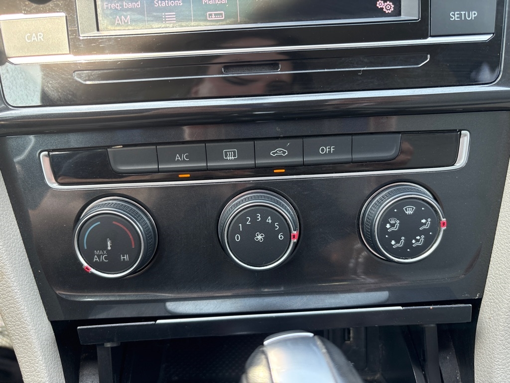 Volkswagen Golf  2018 Volkswagen Golf  2018