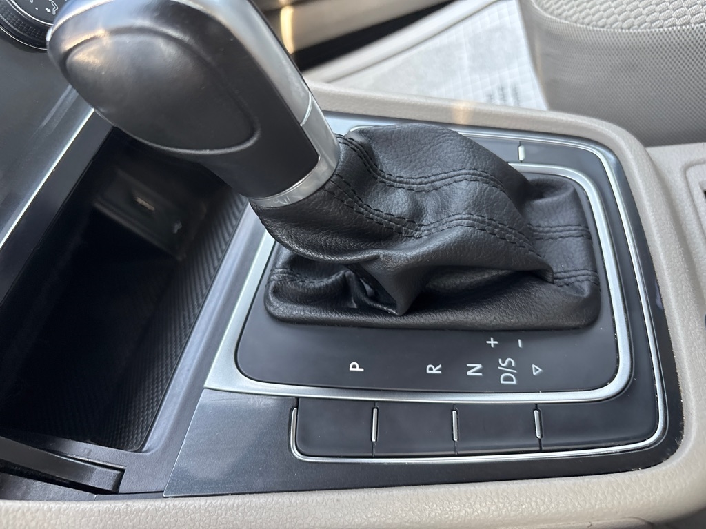 Volkswagen Golf  2018 Volkswagen Golf  2018