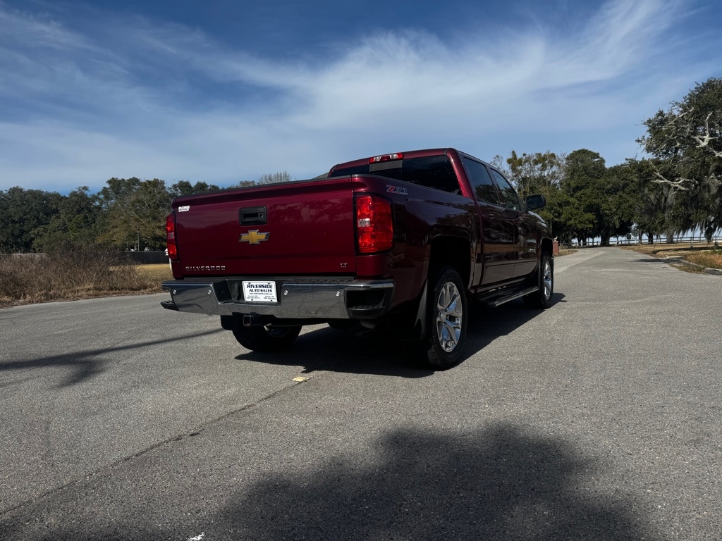 Chevrolet Silverado 1500 4WD Crew Cab 143.5" LT w/2LT 2015