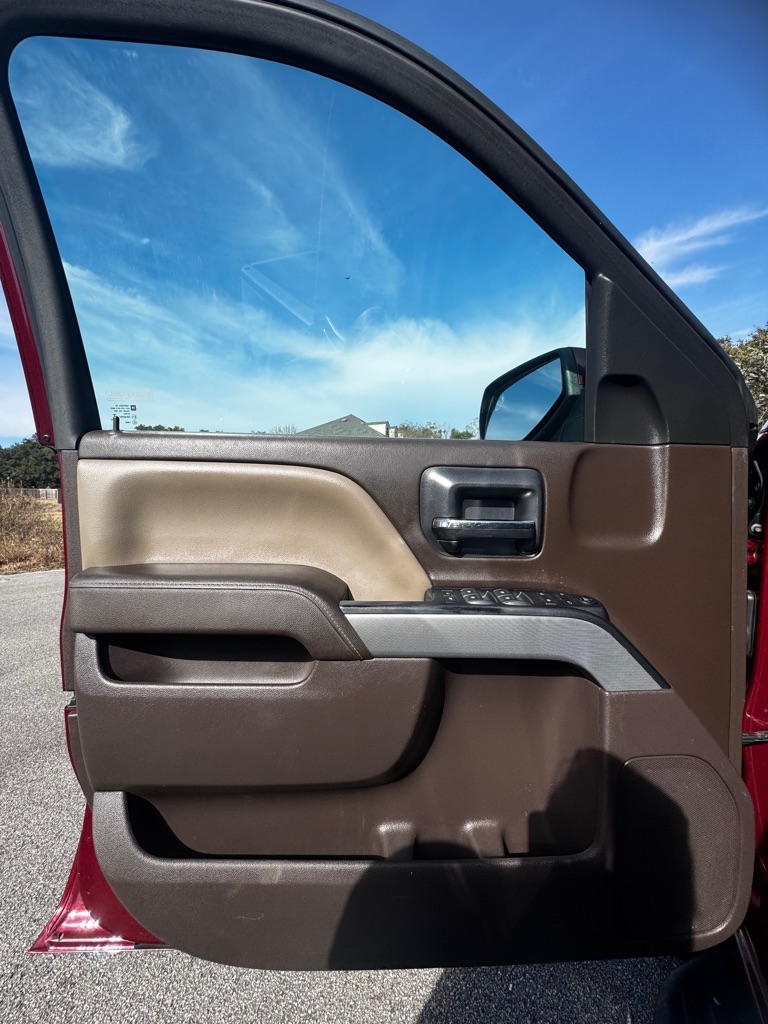 Chevrolet Silverado 1500 4WD Crew Cab 143.5" LT w/2LT 2015