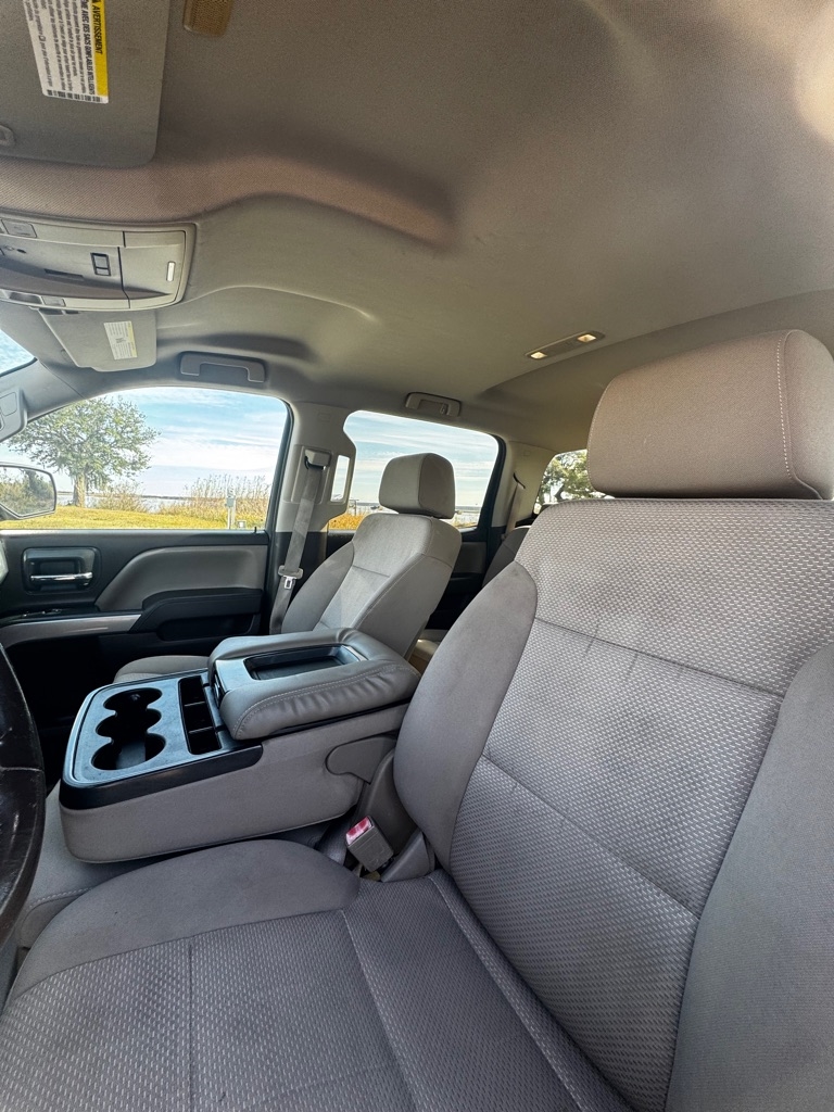 Chevrolet Silverado 1500 4WD Crew Cab 143.5" LT w/2LT 2015