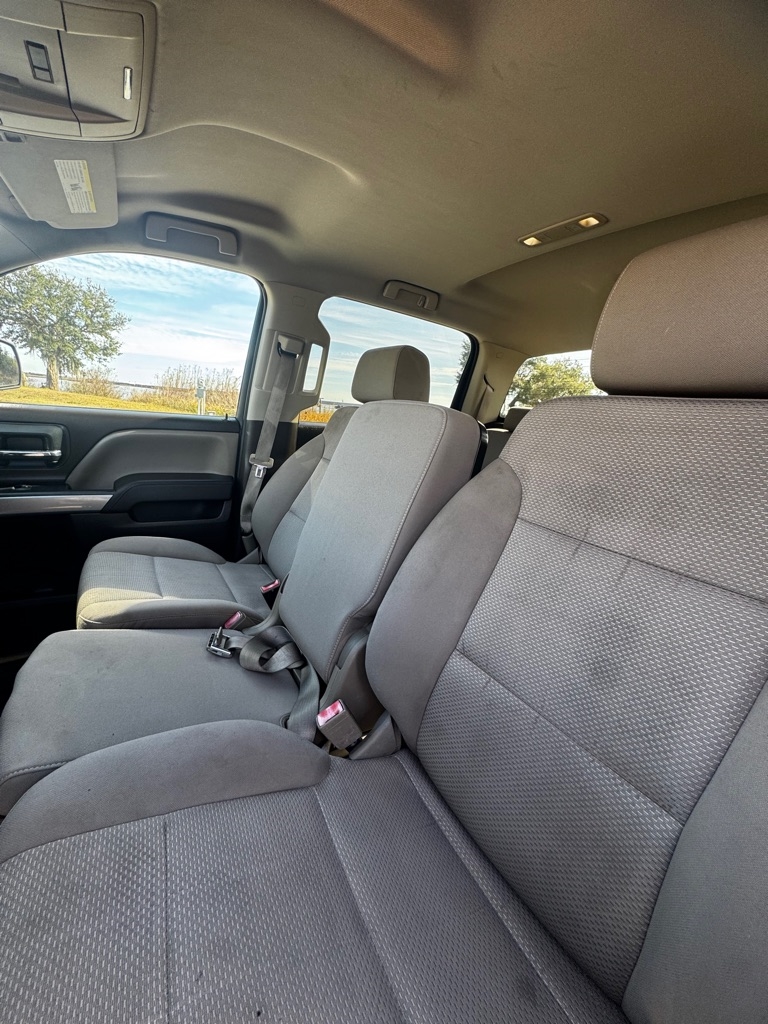 Chevrolet Silverado 1500 4WD Crew Cab 143.5" LT w/2LT 2015