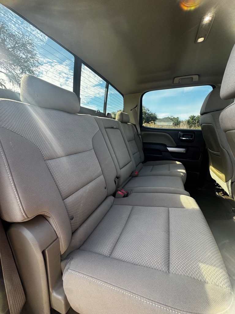 Chevrolet Silverado 1500 4WD Crew Cab 143.5" LT w/2LT 2015