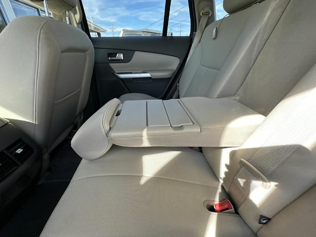 Ford Edge 4dr SE FWD 2013