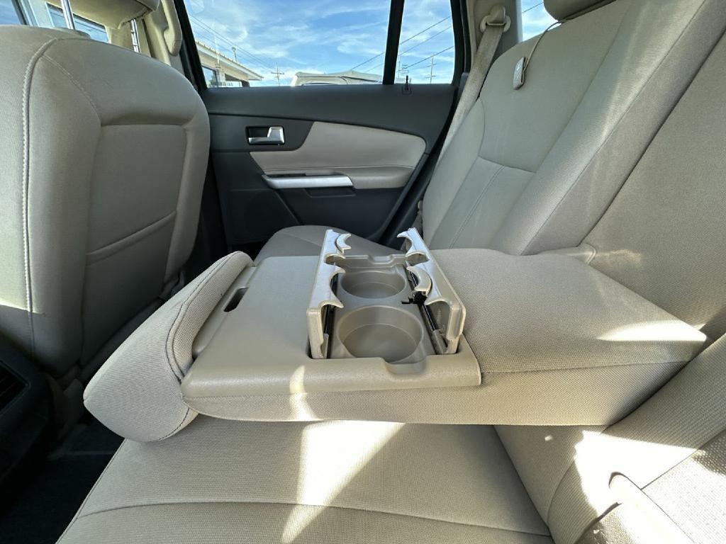 Ford Edge 4dr SE FWD 2013