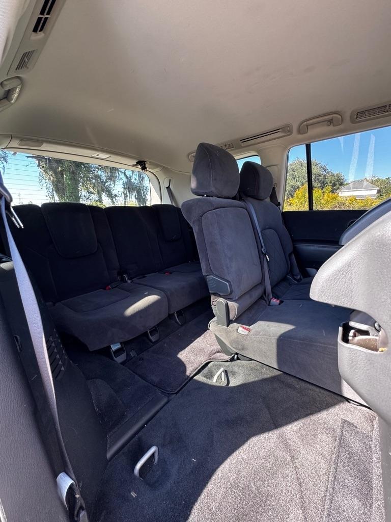 Nissan Armada 4x2 SV 2020