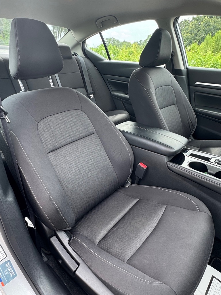 Nissan Altima 2.5 SV Sedan 2023