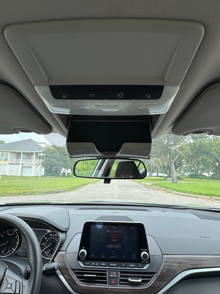 Nissan Altima 2.5 SV Sedan 2023