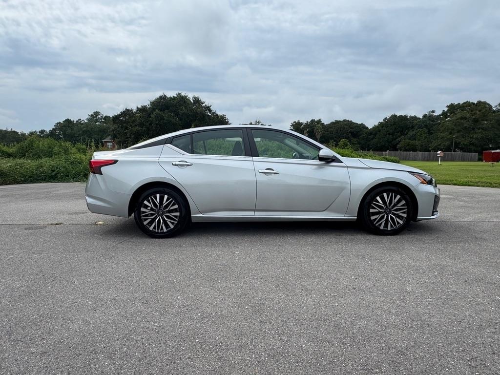 Nissan Altima 2.5 SV Sedan 2023