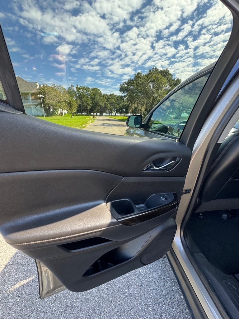 GMC Acadia AWD 4dr AT4 2023 GMC Acadia AWD 4dr AT4 2023