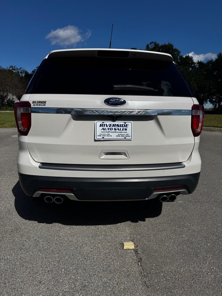 Ford Explorer Platinum 4WD 2018
