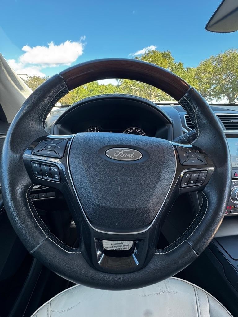 Ford Explorer Platinum 4WD 2018