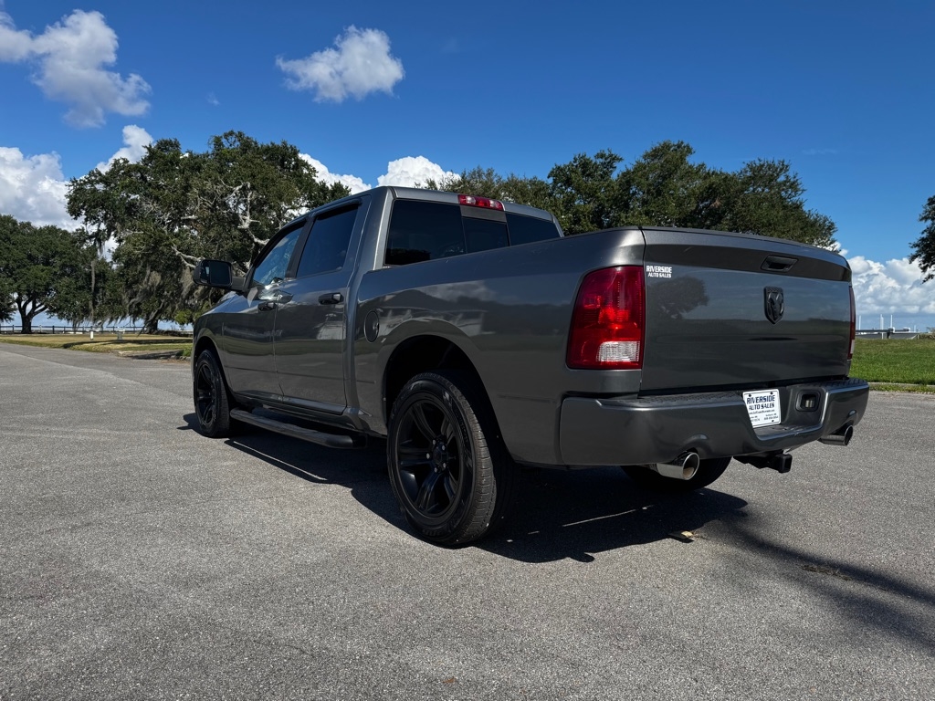 Dodge Ram 1500 2WD Crew Cab 140.5" Sport 2010 Dodge Ram 1500 2WD Crew Cab 140.5" Sport 2010