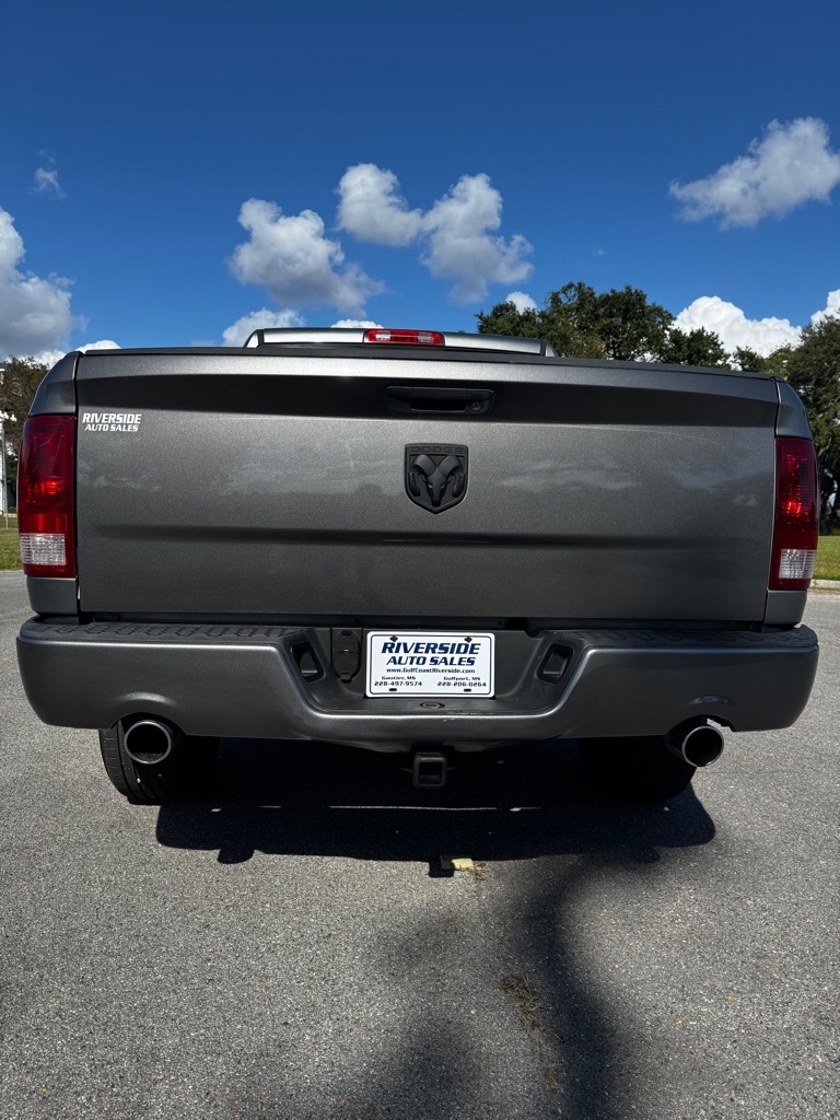 Dodge Ram 1500 2WD Crew Cab 140.5" Sport 2010 Dodge Ram 1500 2WD Crew Cab 140.5" Sport 2010