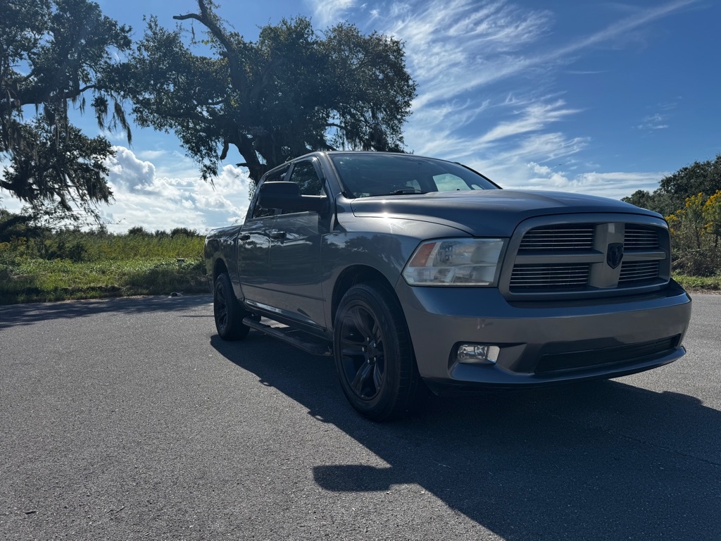 Dodge Ram 1500 2WD Crew Cab 140.5" Sport 2010 Dodge Ram 1500 2WD Crew Cab 140.5" Sport 2010