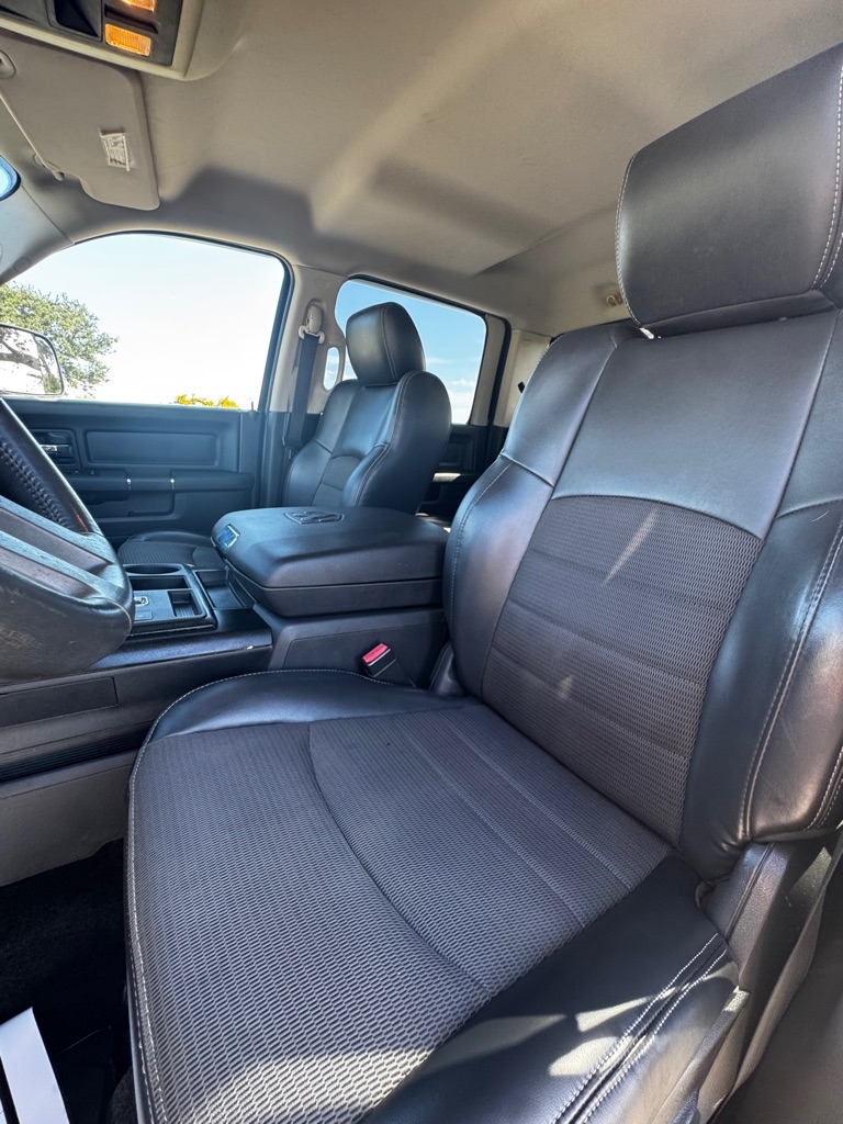 Dodge Ram 1500 2WD Crew Cab 140.5" Sport 2010 Dodge Ram 1500 2WD Crew Cab 140.5" Sport 2010