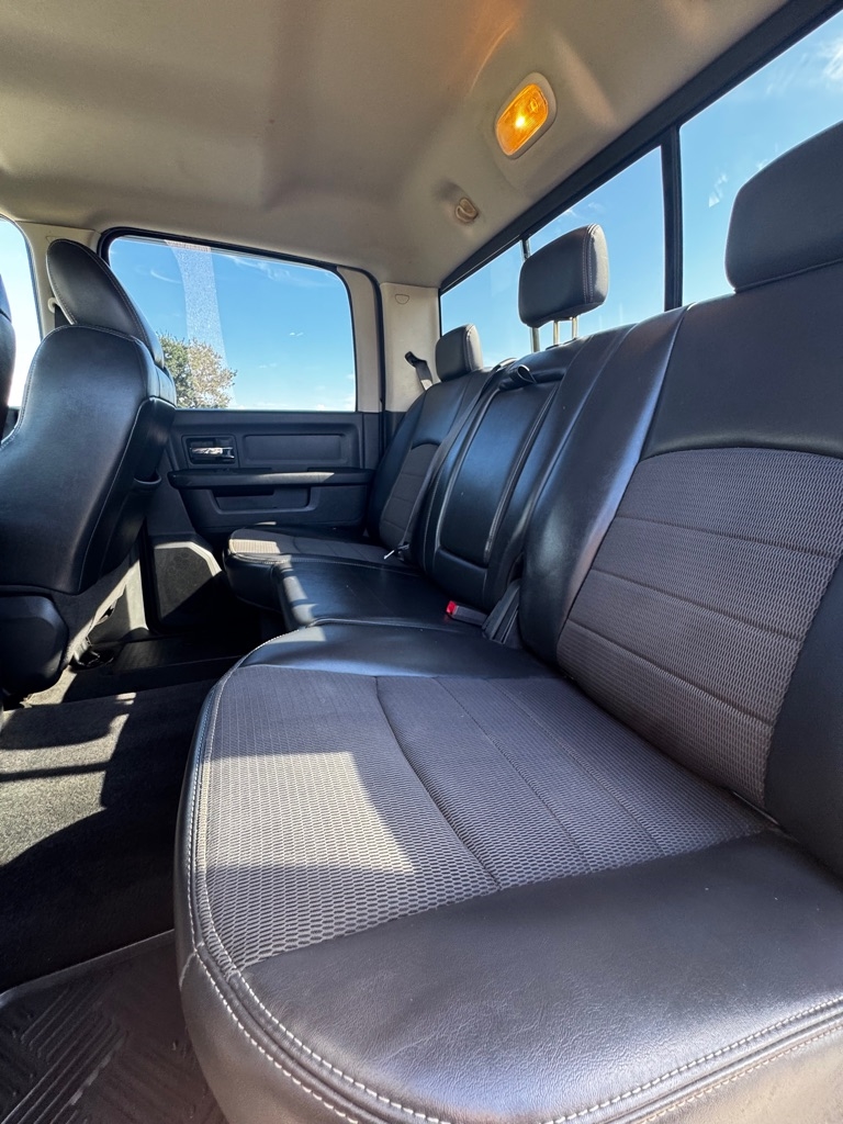 Dodge Ram 1500 2WD Crew Cab 140.5" Sport 2010 Dodge Ram 1500 2WD Crew Cab 140.5" Sport 2010