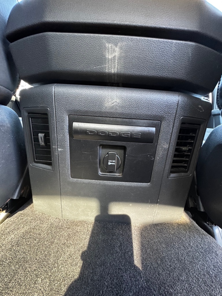 Dodge Ram 1500 2WD Crew Cab 140.5" Sport 2010 Dodge Ram 1500 2WD Crew Cab 140.5" Sport 2010